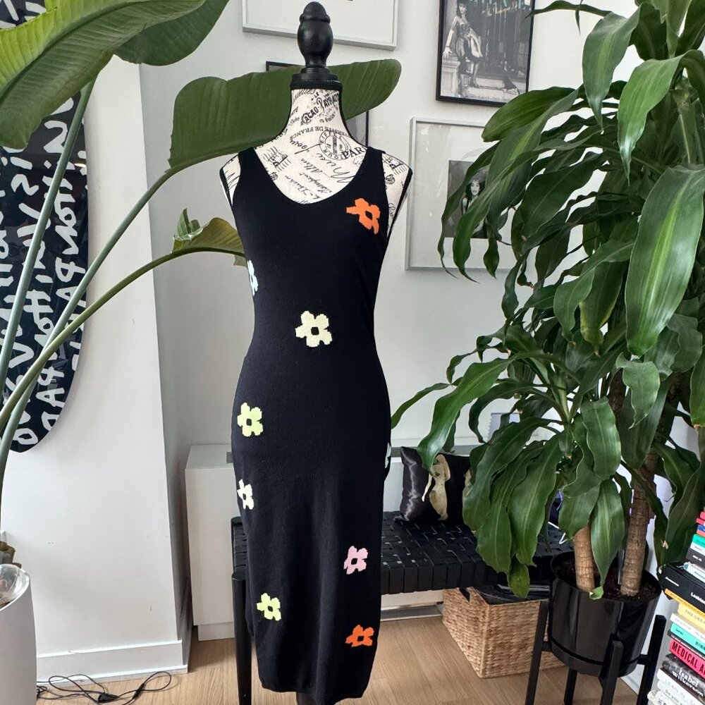 Boutique Knitted Multicolor Floral Midi Dress